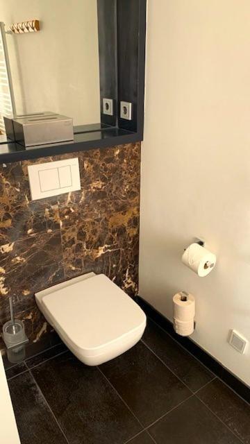 Weinhotel Eltvinum 埃尔特维勒 外观 照片